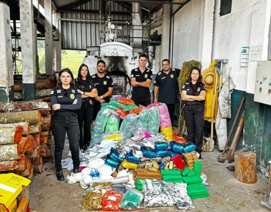 Polícia Civil elimina drogas e materiais ligados ao tráfico 